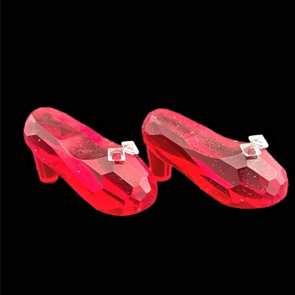 Wizard Oz Dorothy Ruby Slippers Crystal World Fairytale Figurine RARE Vintage